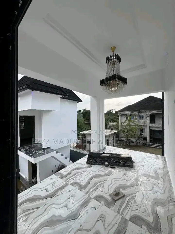 4bdrm Duplex in Rumudara Port, Rumuodara for sale in Rumuodara