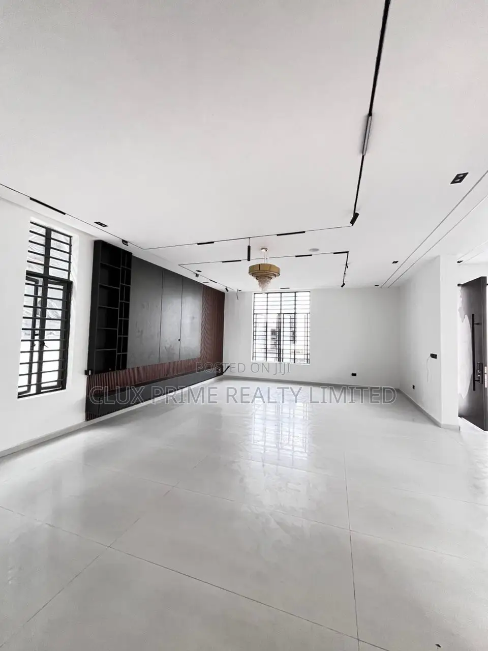 5bdrm Duplex in Lekki for sale in Lekki