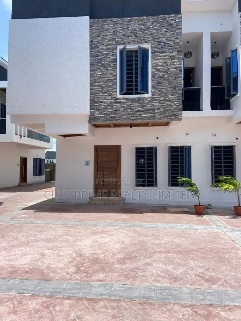 4bdrm Duplex in Lekki for rent in Lekki