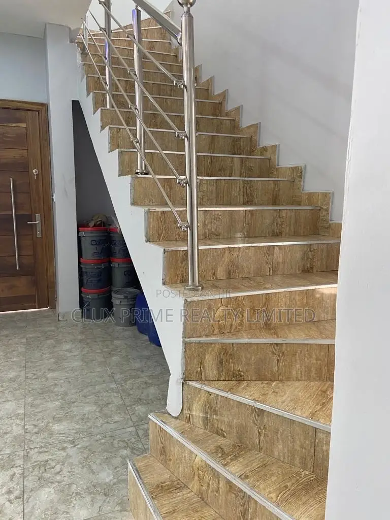 4bdrm Duplex in Lekki for rent in Lekki