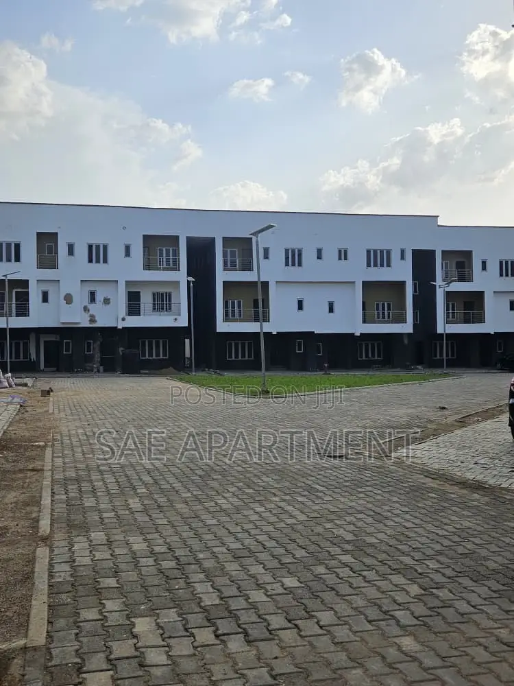 3bdrm Block of Flats in Katampe for rent in Katampe