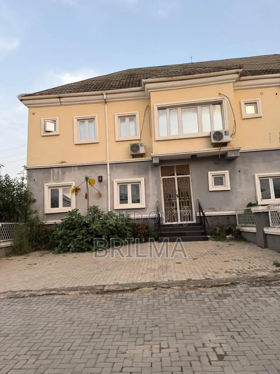 4bdrm Duplex in Idu for sale in Idu