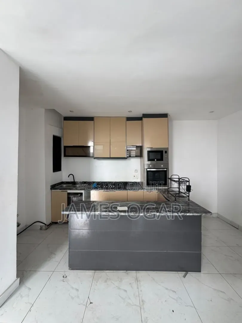 Furnished 2bdrm Apartment in Chevron Drive for sale in Chevron