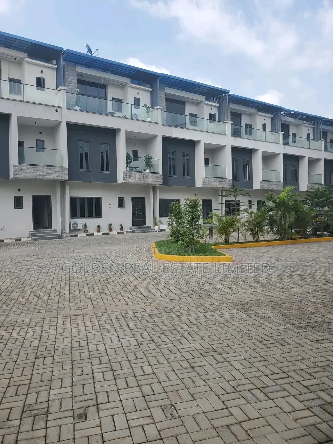 Furnished 4bdrm Duplex in Jahi for sale in Jahi