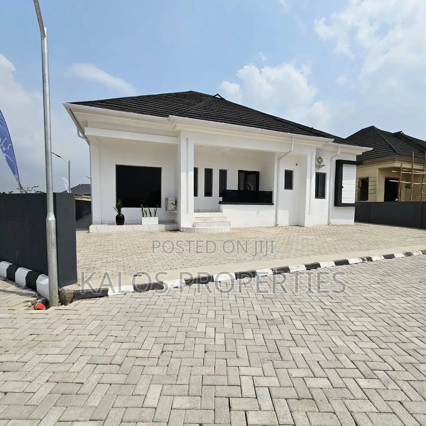 3bdrm Bungalow in Saloce Bungalow, Elerangbe for sale in Elerangbe