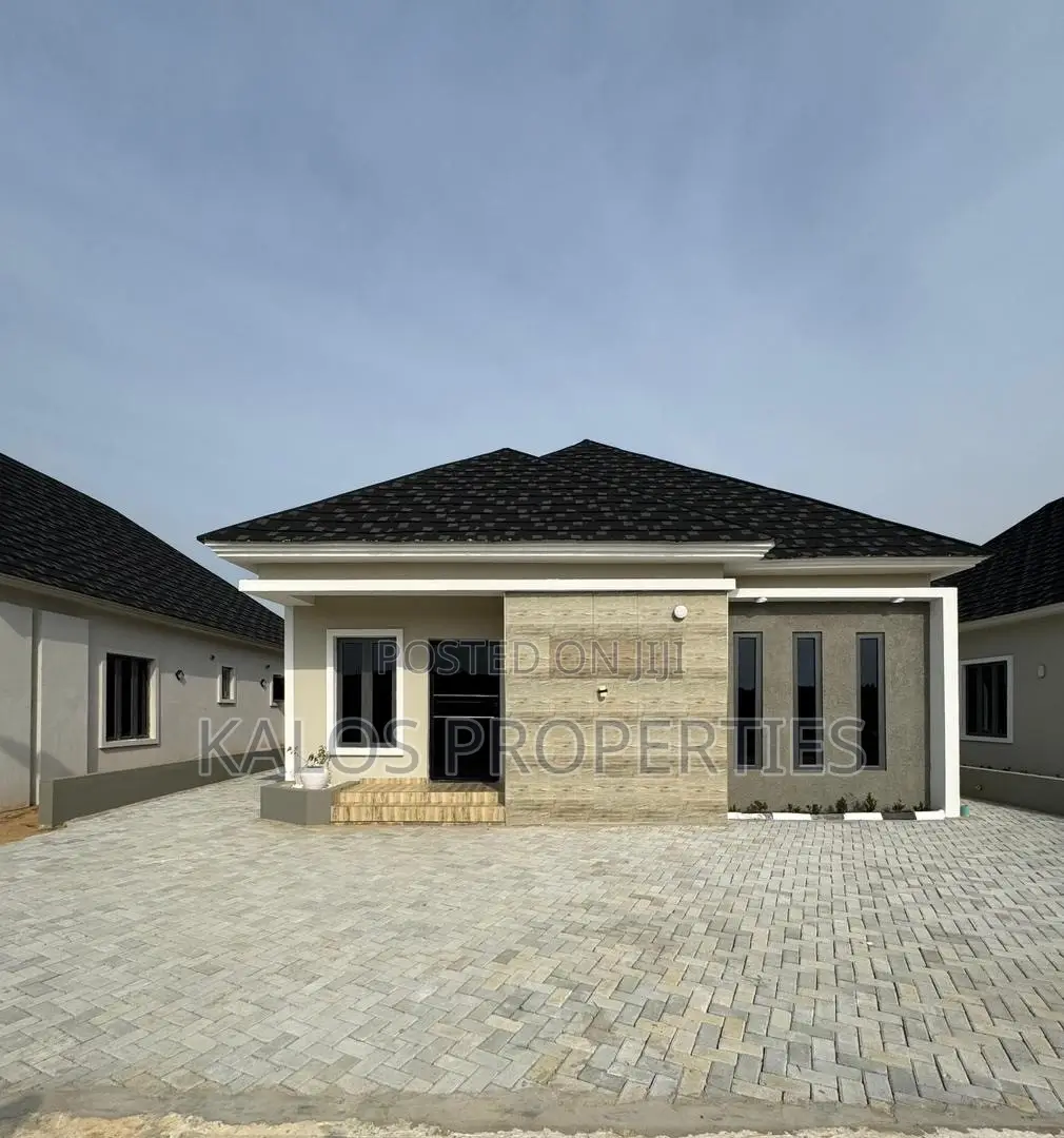 3bdrm Bungalow in Celebration Parkland, Eleko for sale in Eleko