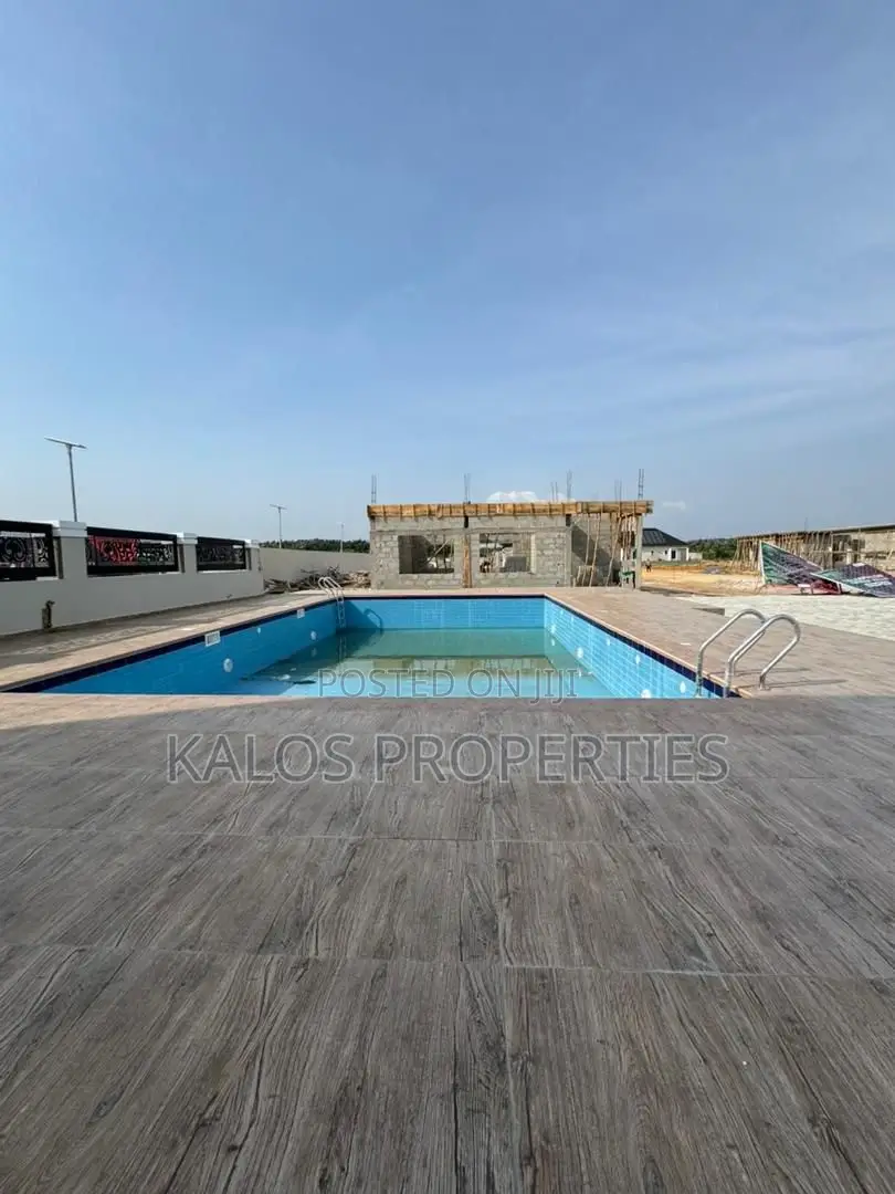 3bdrm Bungalow in Celebration Parkland, Eleko for sale in Eleko