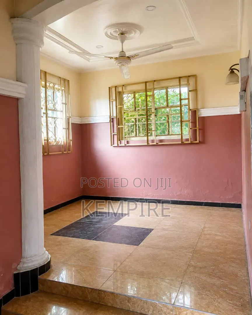 4bdrm Bungalow in Redeemed Estate, Uyo for sale in Uyo