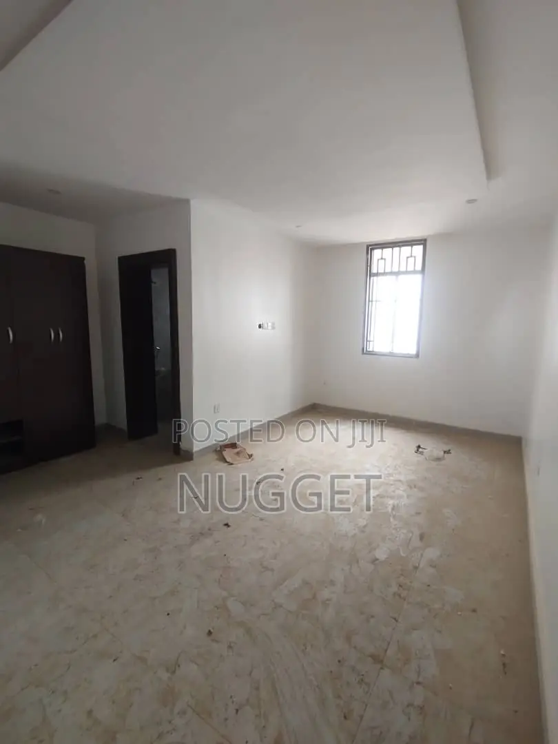 6bdrm Duplex in Nugget, Mabushi for rent in Mabushi
