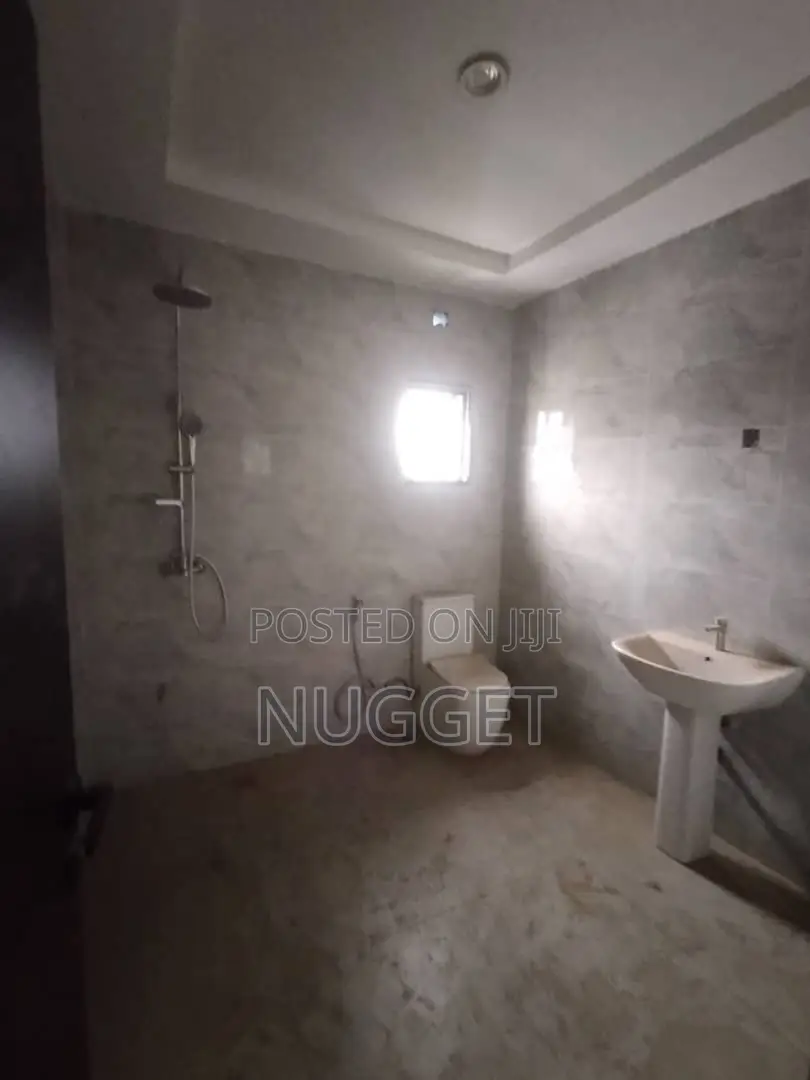 6bdrm Duplex in Nugget, Mabushi for rent in Mabushi