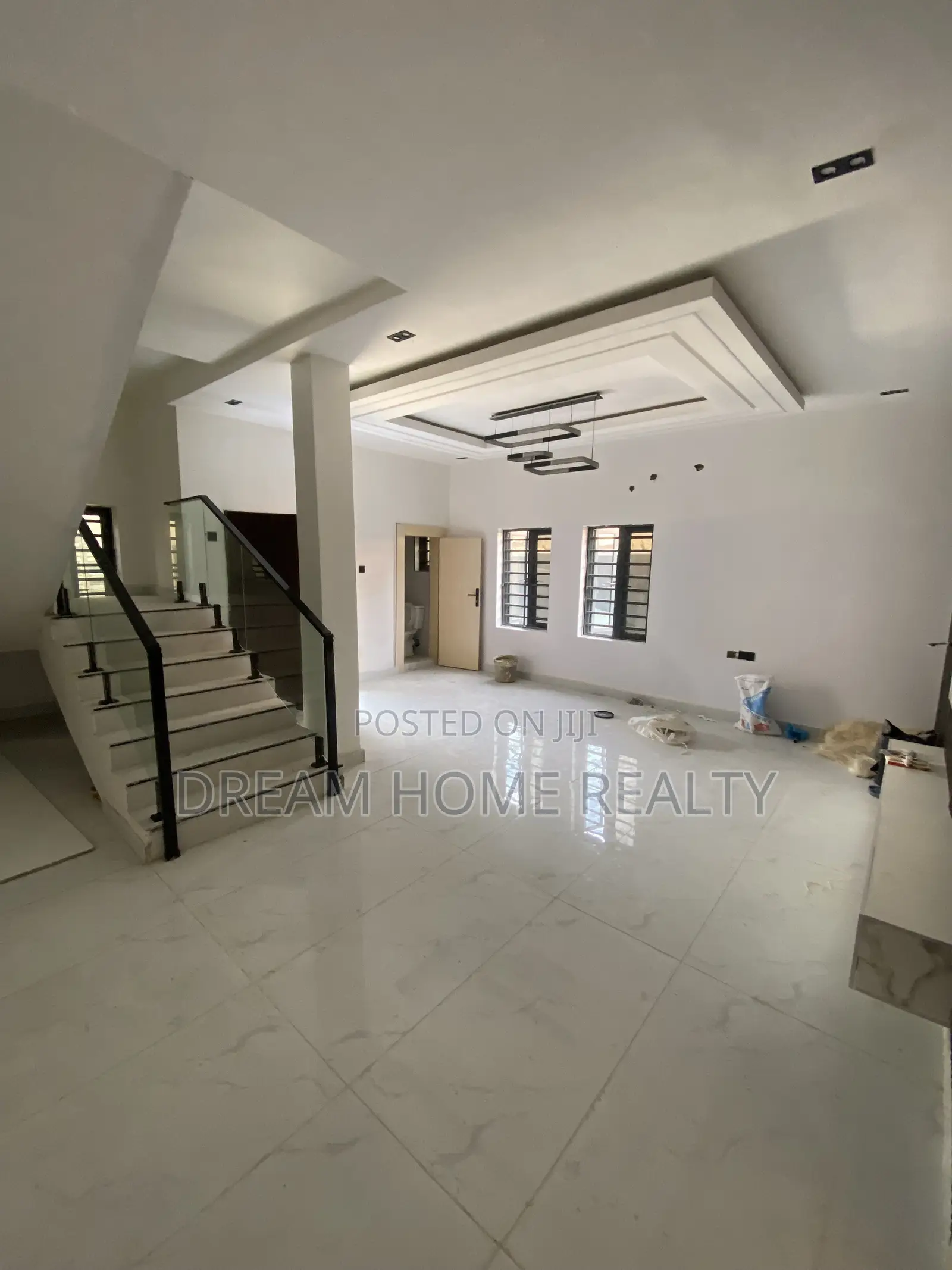 2bdrm Duplex in A Secured Estate, Ikota for rent in Ikota