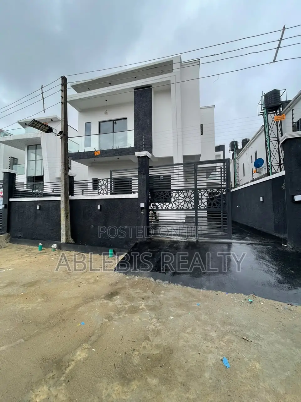 4bdrm Duplex in Ajah, Sangotedo for sale in Sangotedo