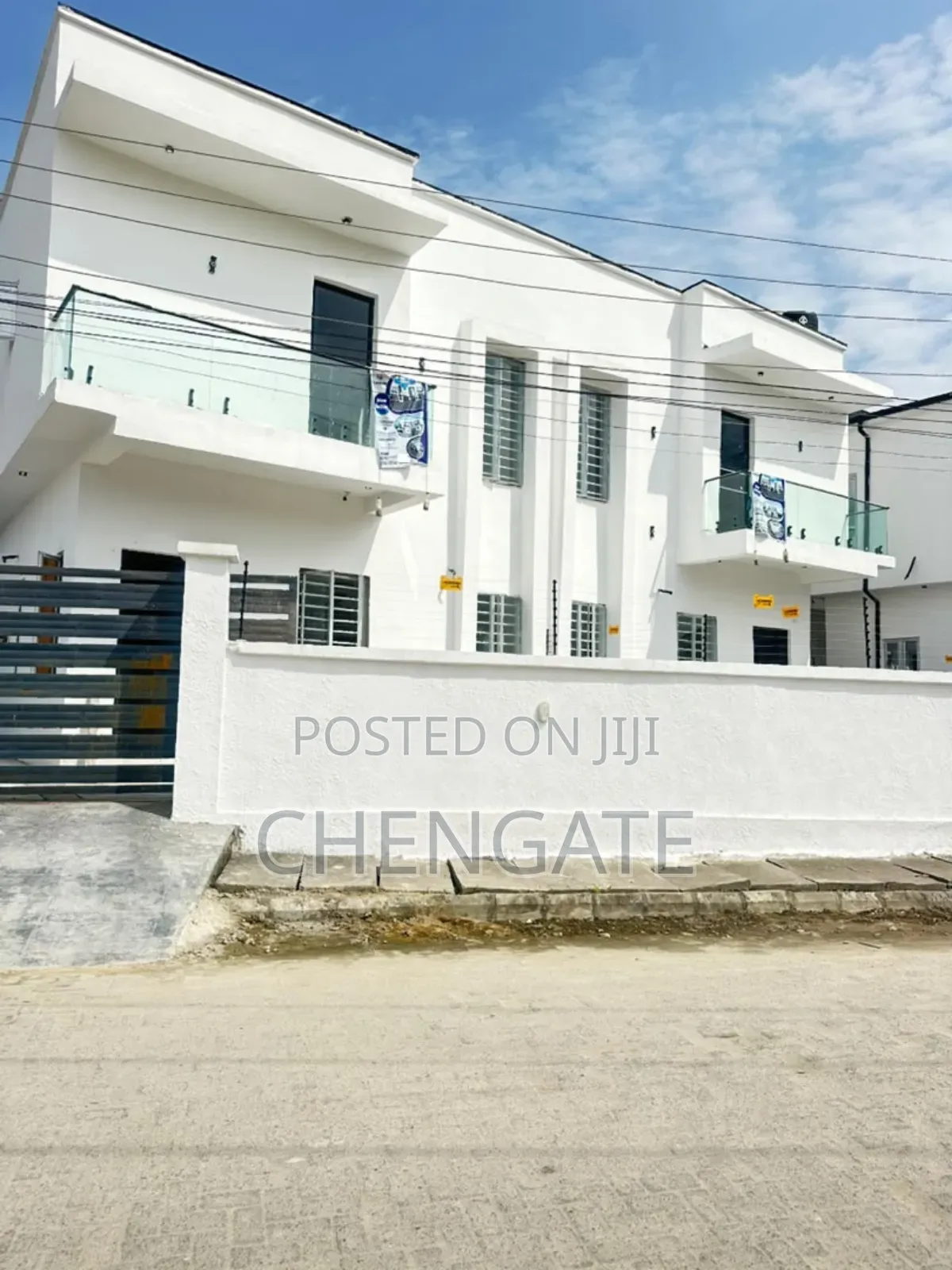 4bdrm Duplex in Ikota for sale in Ikota