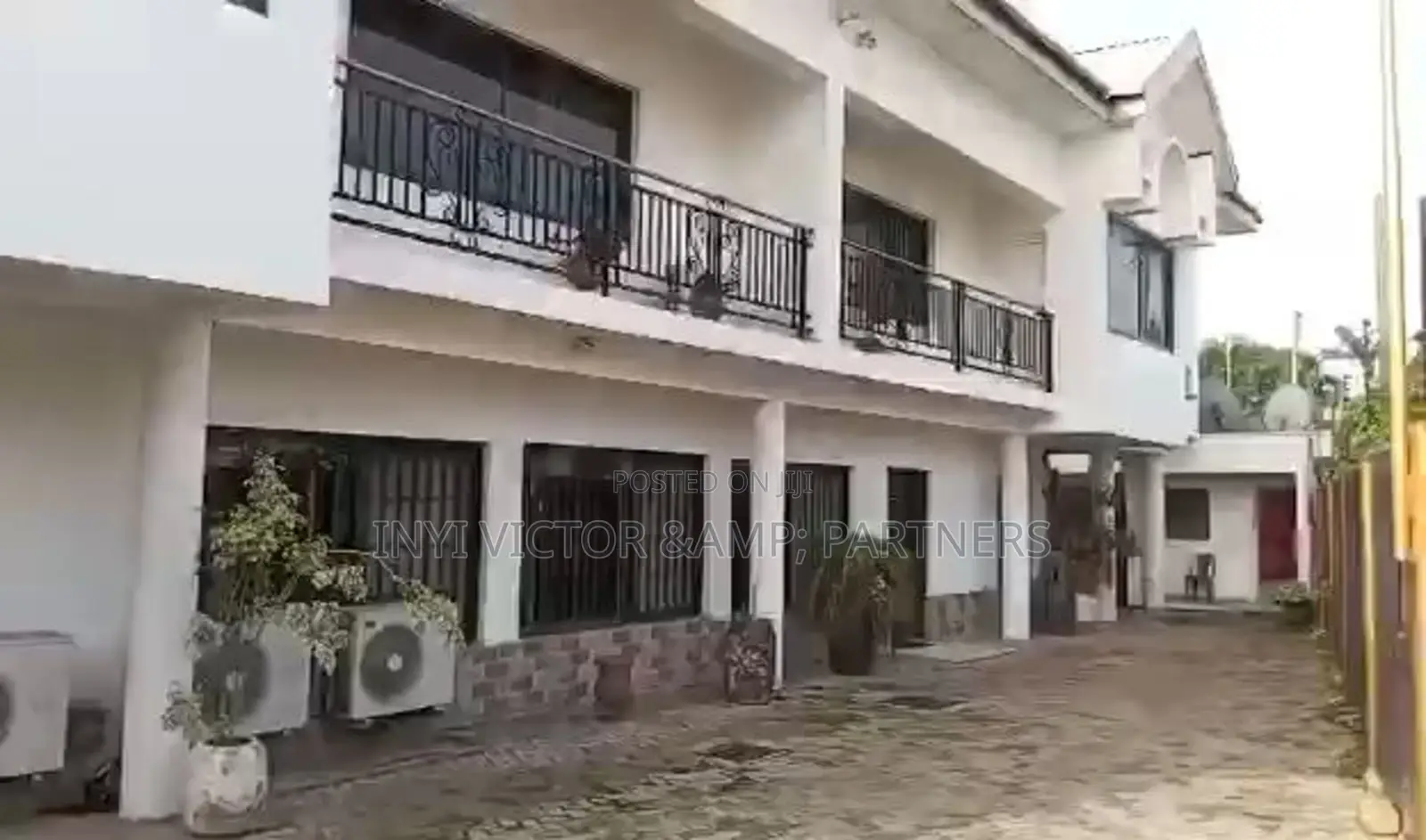5bdrm Duplex in Asokoro for sale in Asokoro
