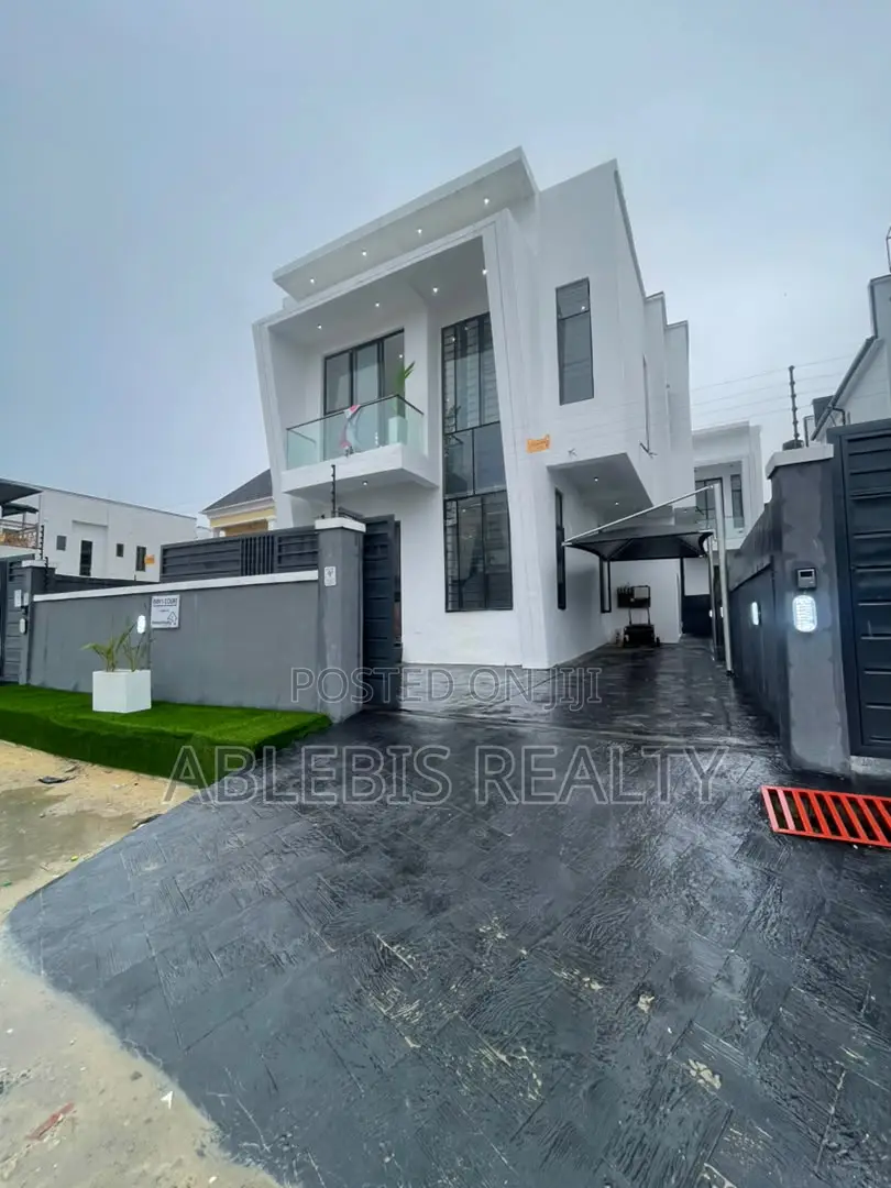 5bdrm Duplex in Ajah, Sangotedo for sale in Sangotedo