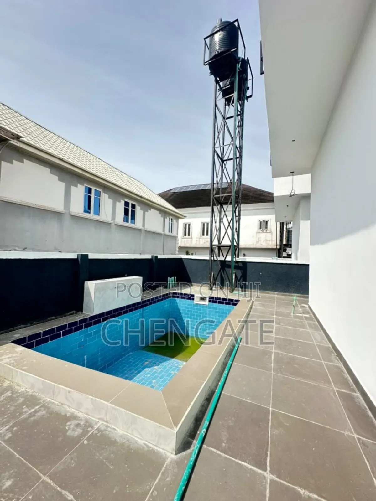 5bdrm Duplex in Ikota for sale in Ikota