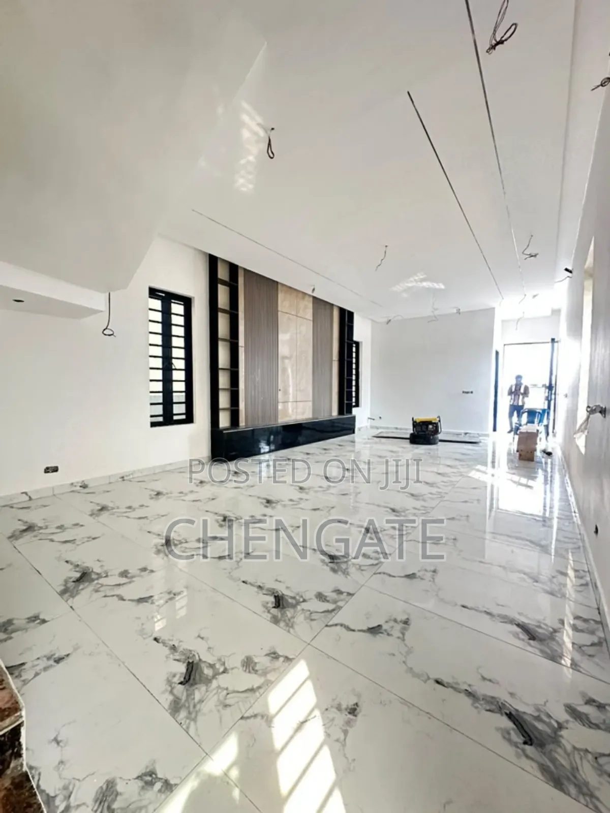 5bdrm Duplex in Ikota for sale in Ikota