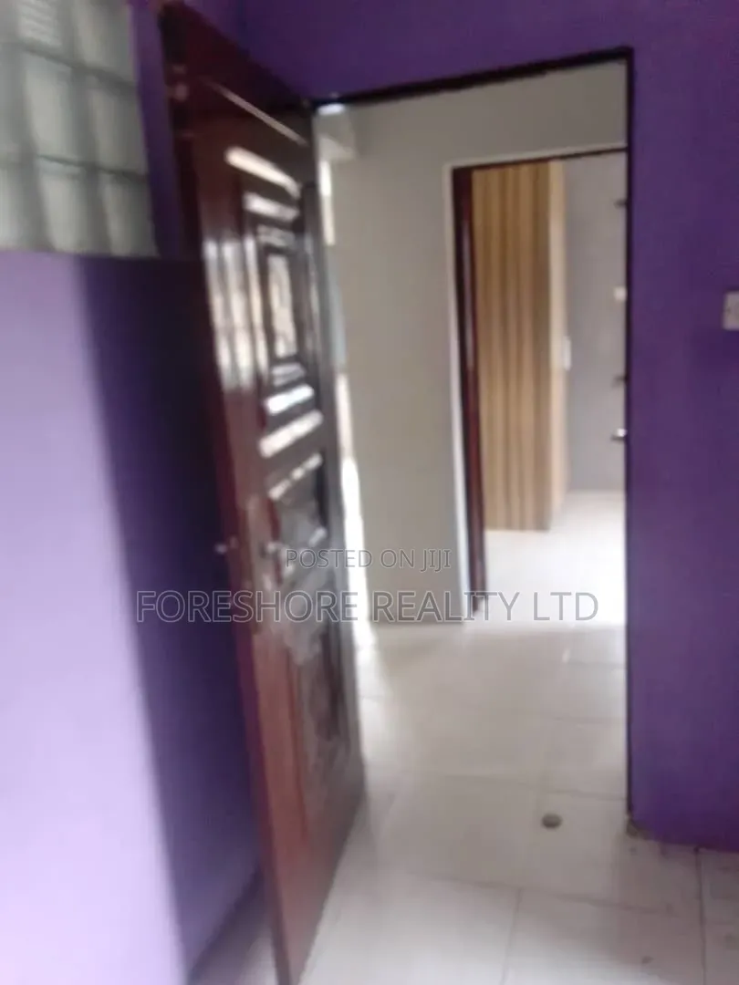 3bdrm Apartment in Off Obafemi Awolowo for rent in Awolowo Way