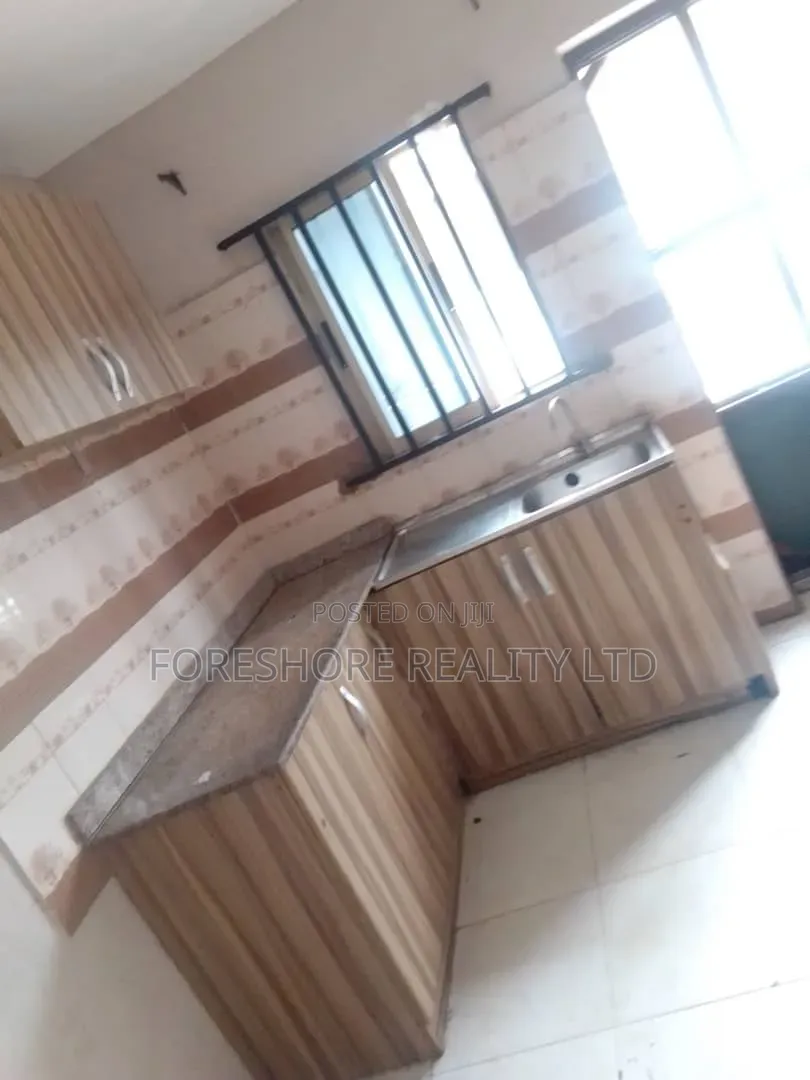 3bdrm Apartment in Off Obafemi Awolowo for rent in Awolowo Way