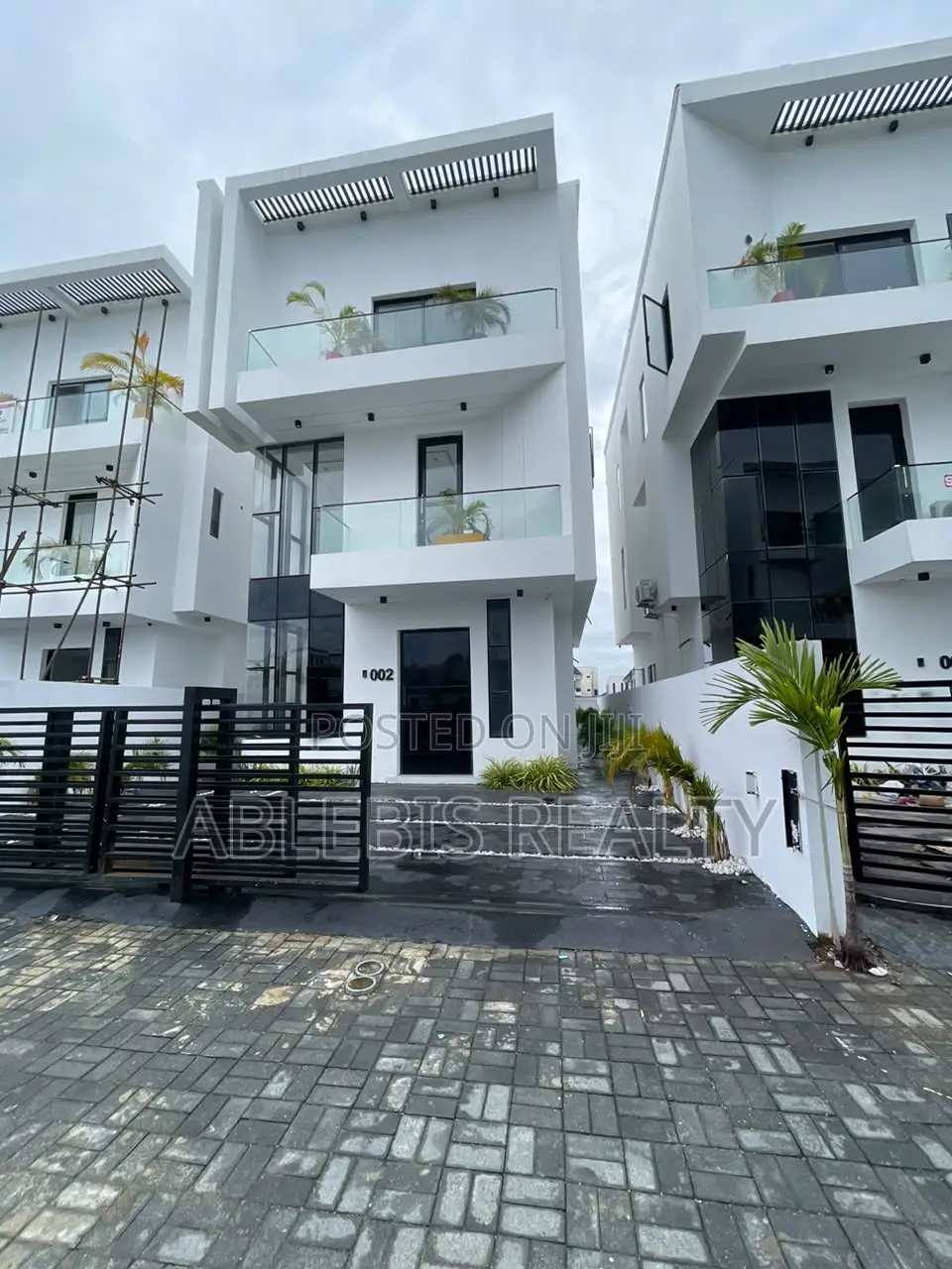 4bdrm Duplex in Orchid, Lekki Phase 2 for sale in Lekki Phase 2