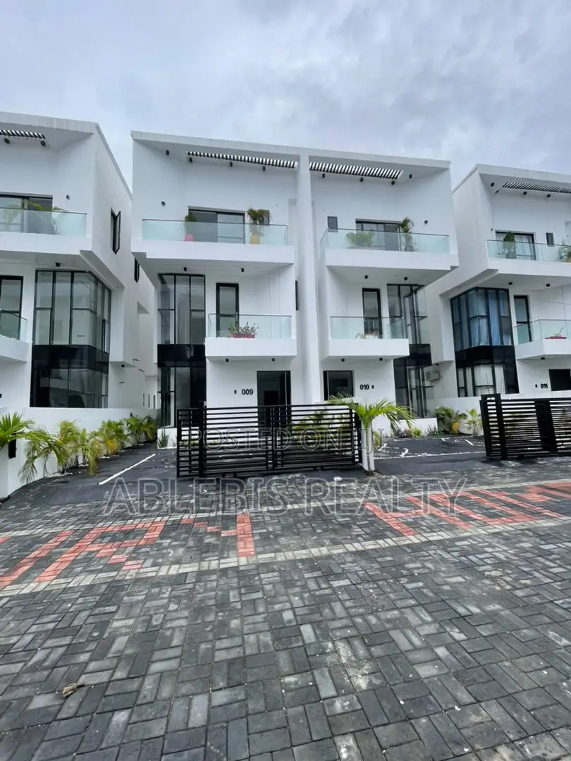 4bdrm Duplex in Orchid, Lekki Phase 2 for sale in Lekki Phase 2