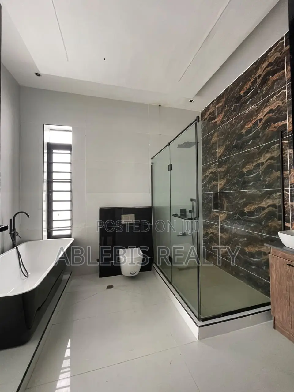 5bdrm Duplex in Orchid, Lekki Phase 2 for sale in Lekki Phase 2