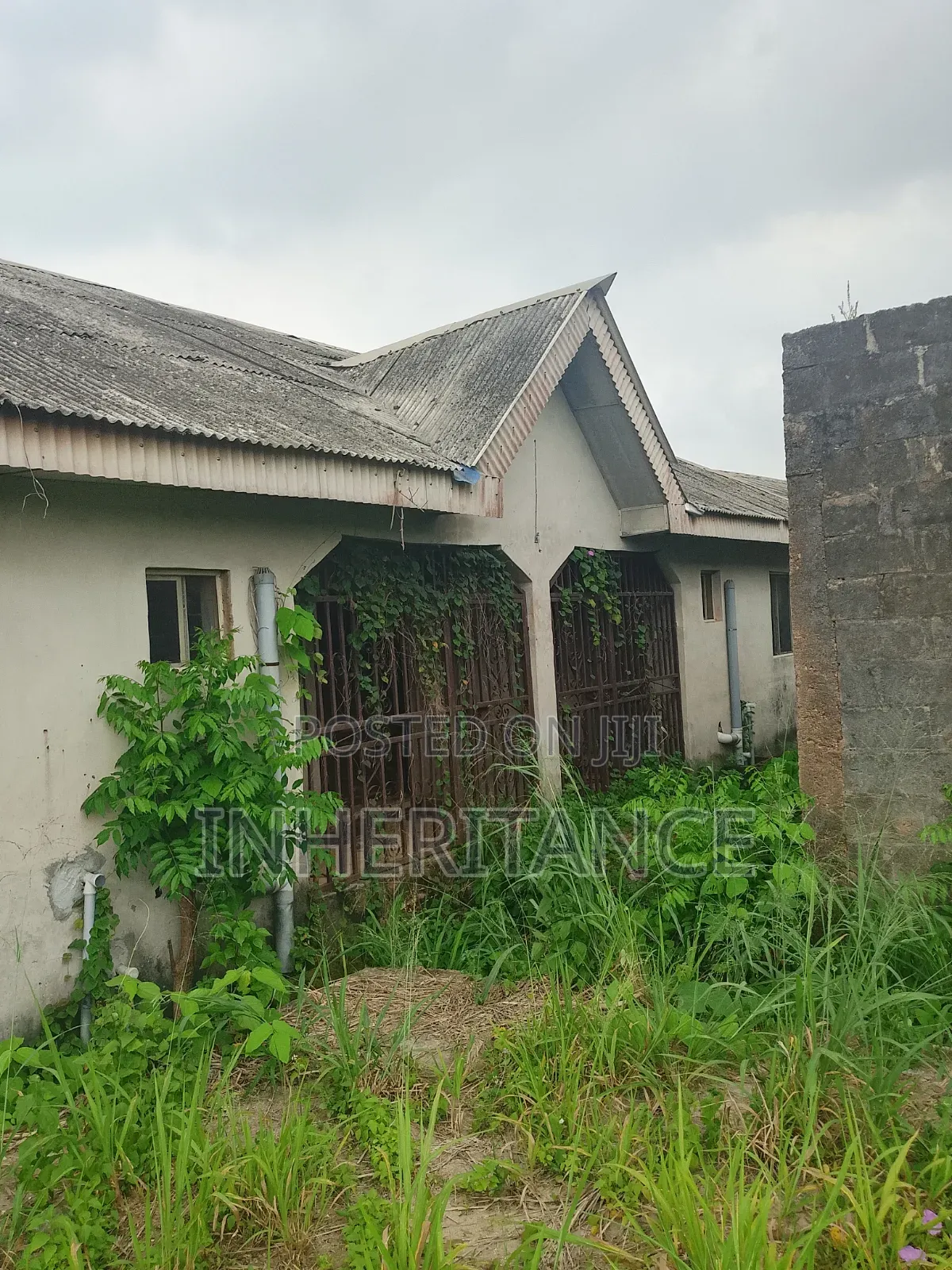 4bdrm Bungalow in Library, Agric for sale in Agric