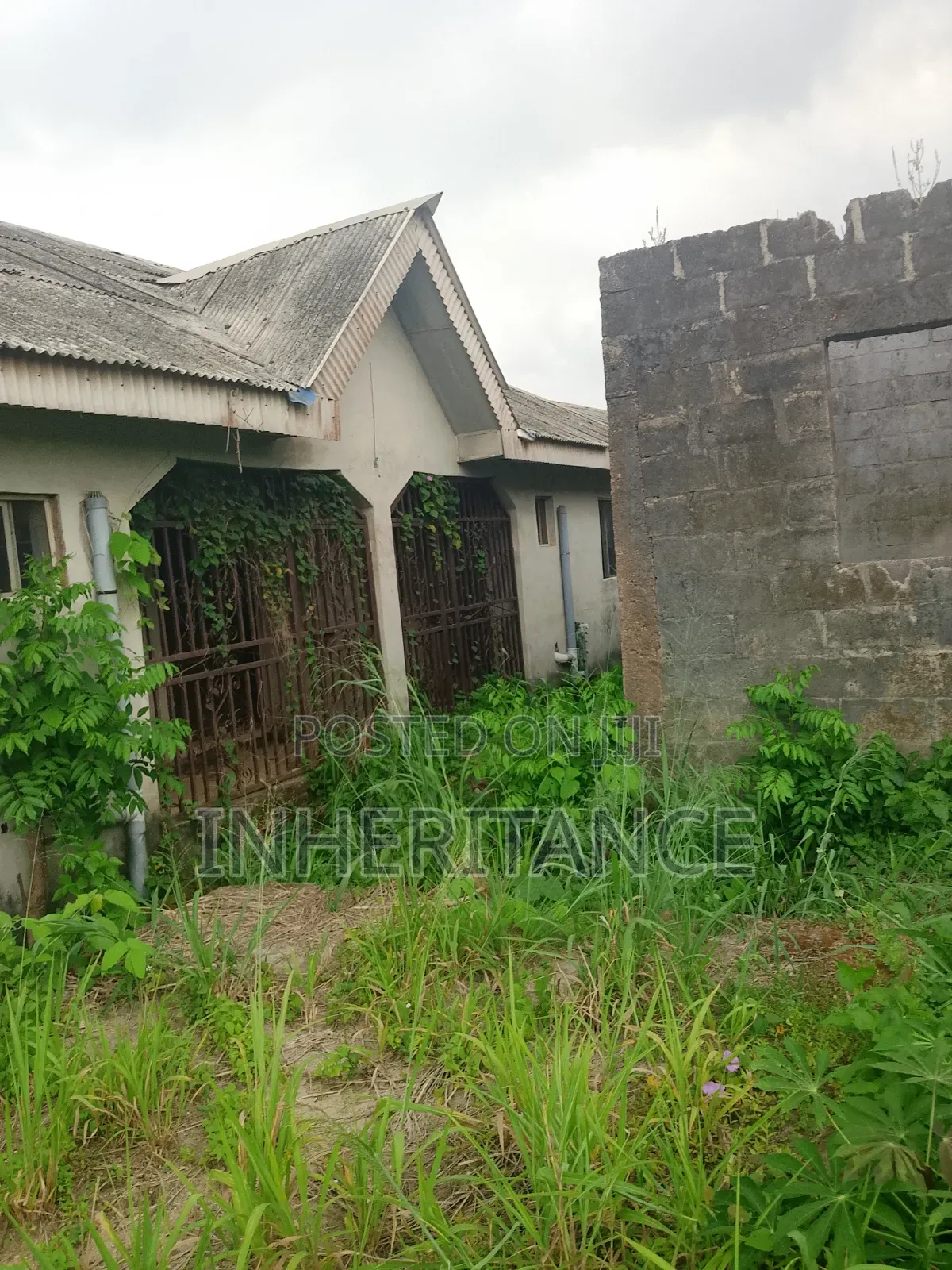 4bdrm Bungalow in Library, Agric for sale in Agric