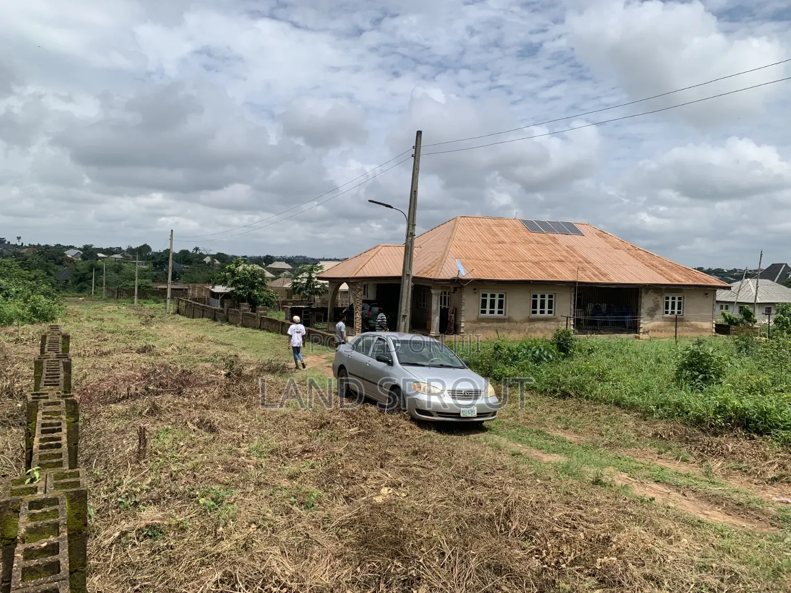 Big Plot of Land at Onikakan, Moniya, Ibadan in Moniya
