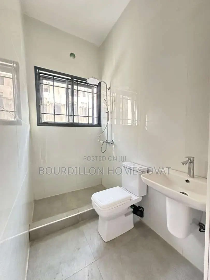 4bdrm Duplex in Lekki Phase 1 Lagos for sale in Lekki Phase 1