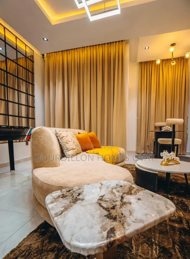 2bdrm Apartment in Ologolo Lekki Lagos for rent in Ologolo