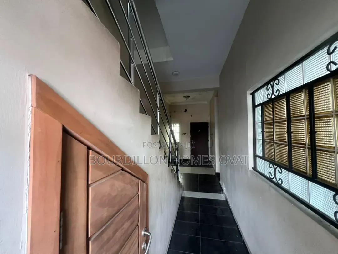 3bdrm Duplex in Lekki Phase 1 Lagos for sale in Lekki Phase 1