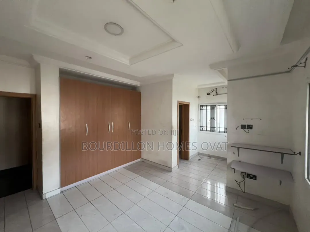 3bdrm Duplex in Lekki Phase 1 Lagos for sale in Lekki Phase 1