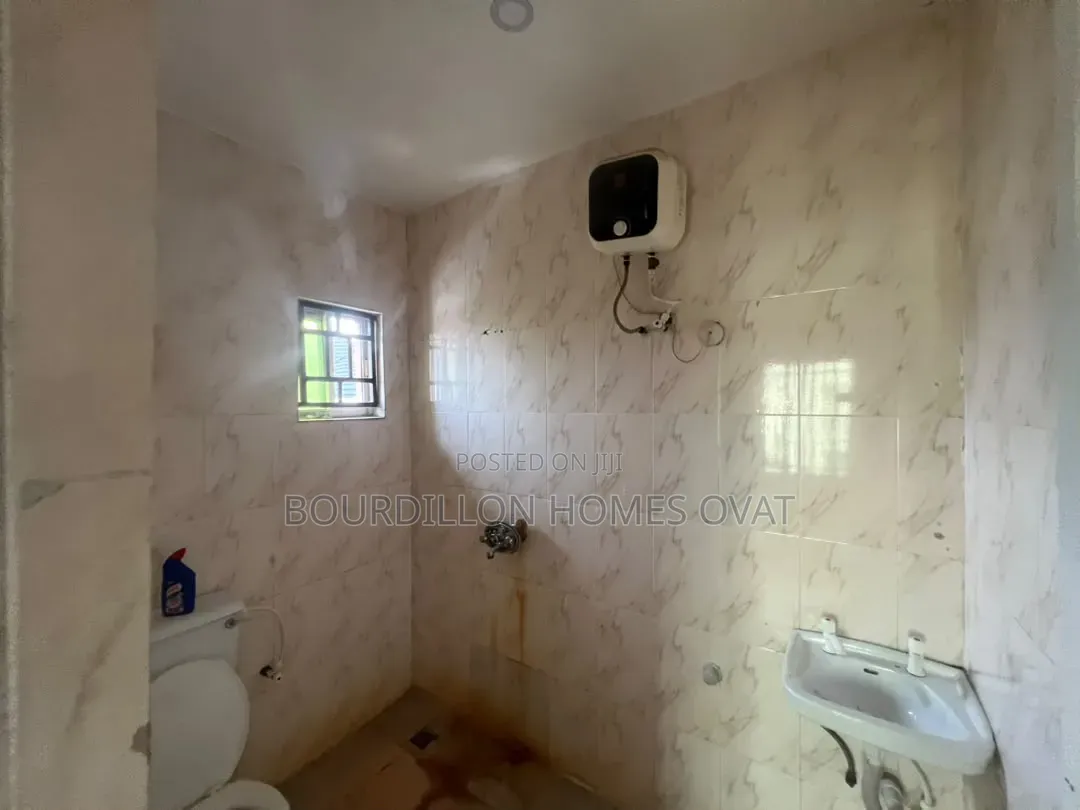 2bdrm Block of Flats in Ikota Gra Lekki for rent in Ikota