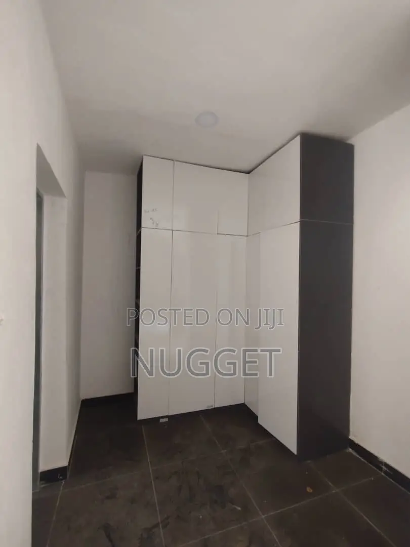 5bdrm Duplex in Nugget, Guzape District for sale in Guzape District