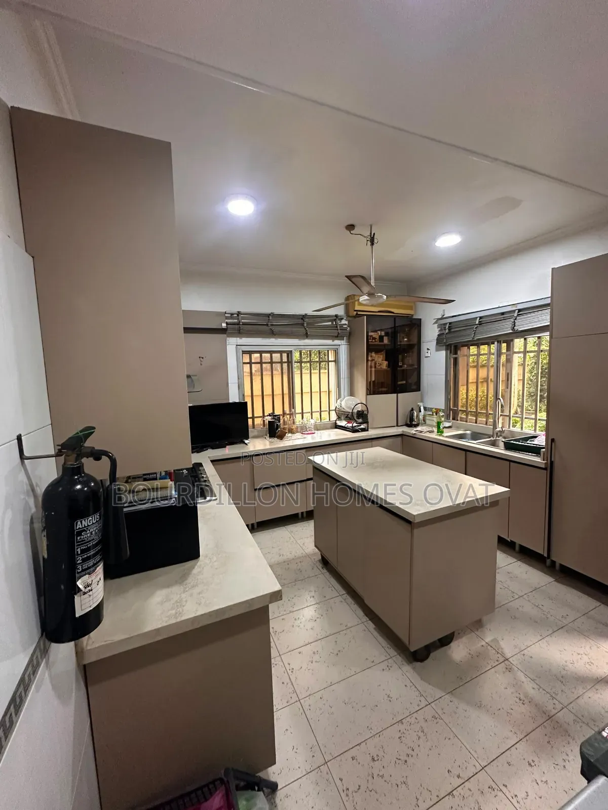 3bdrm Duplex in Oniru Victoria for rent in Victoria Island Extension