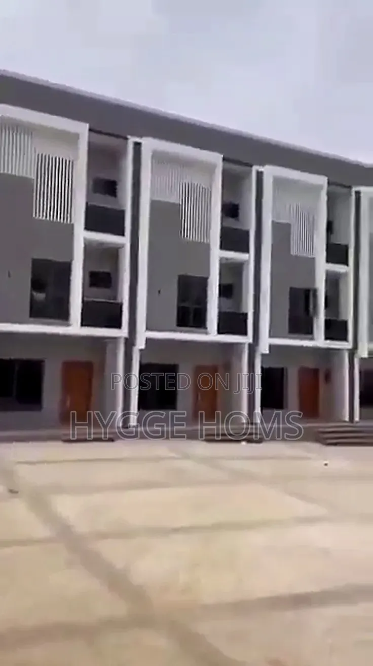 4bdrm Duplex in Magodo Gra Phase 2 for sale in GRA Phase 2 Shangisha