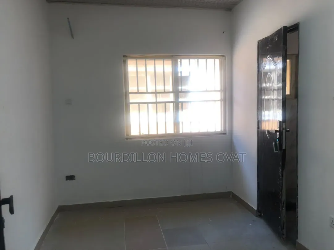 2bdrm Apartment in Lekki Phase 1 for rent in Lekki Phase 1