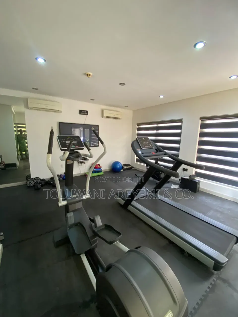 3bdrm Apartment in Ikoyi S.W for rent in Ikoyi S.W