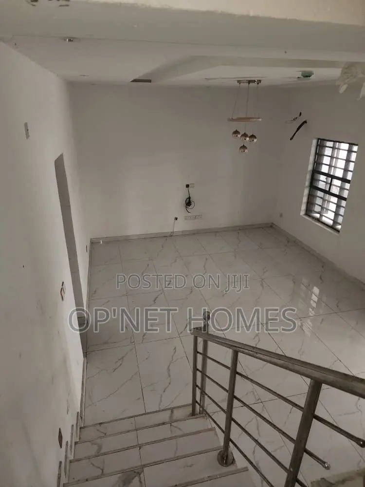 4bdrm Duplex in Orchid Road, Lekki for rent in Lekki