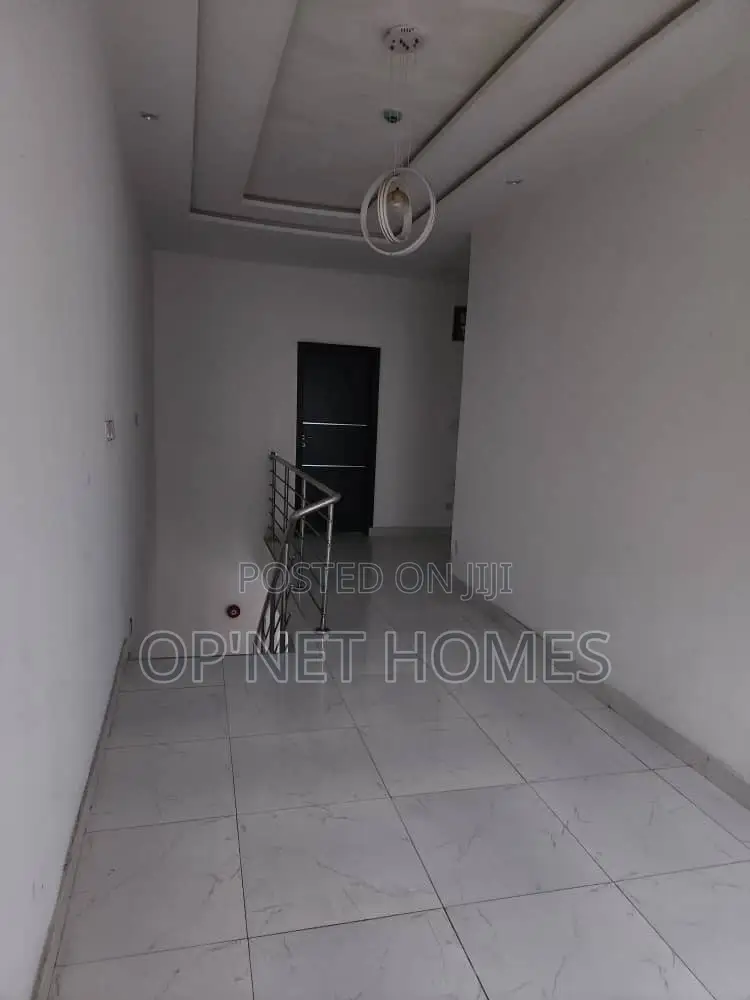 4bdrm Duplex in Orchid Road, Lekki for rent in Lekki