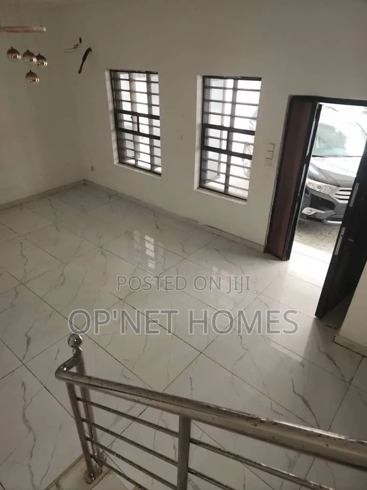 4bdrm Duplex in Orchid Road, Lekki for rent in Lekki