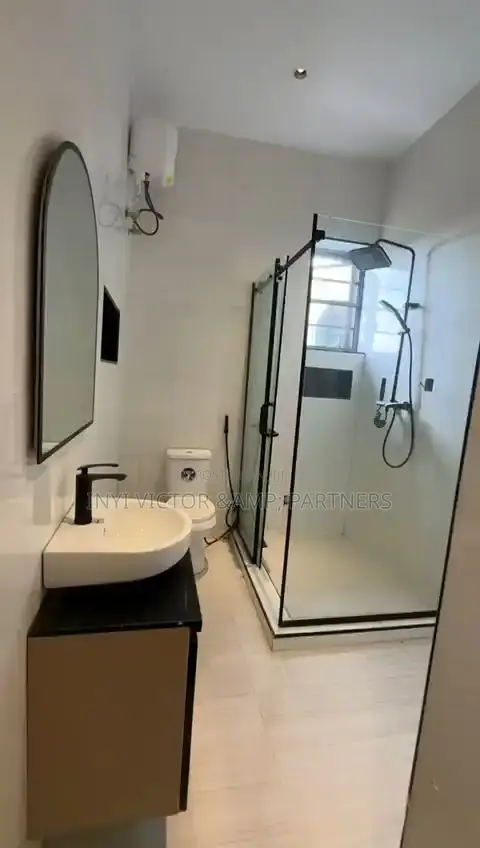 5bdrm Duplex in Dakwo District for sale in Dakwo District