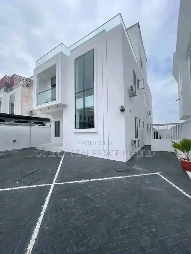 5bdrm Duplex in Osapa london for sale in Osapa london
