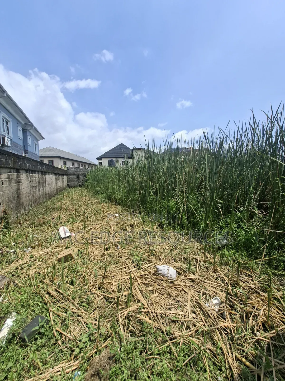 Fenced Dry Half Plot in Apple Junction
