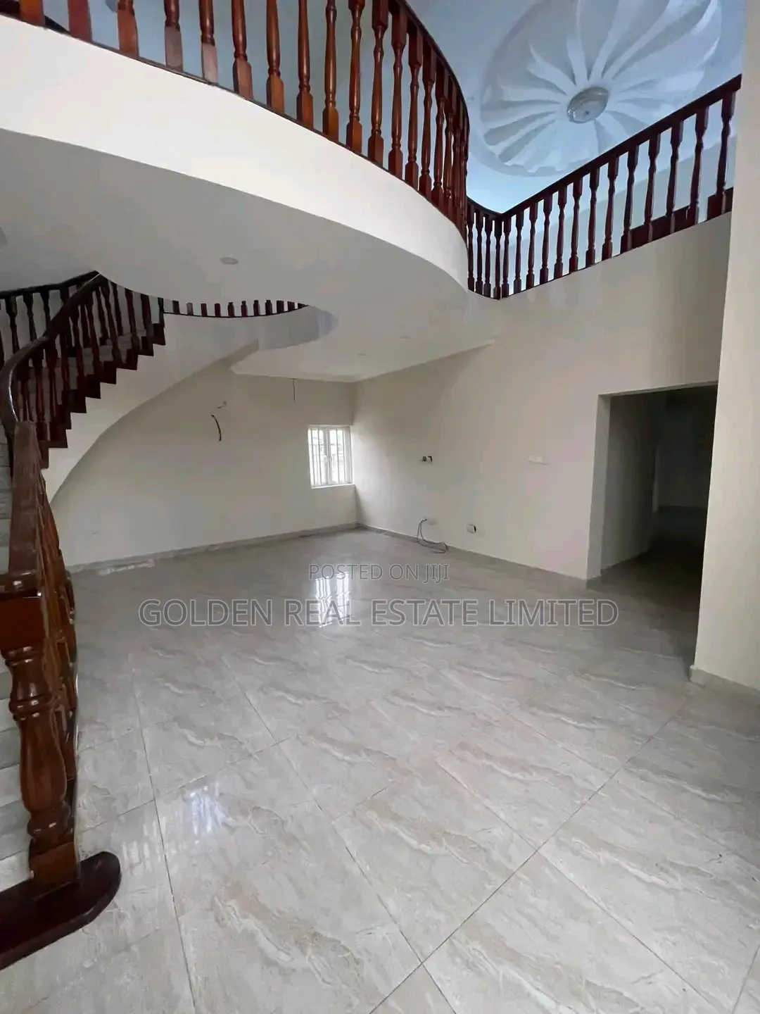 5bdrm Duplex in Lekki Phase 1 for sale in Lekki Phase 1