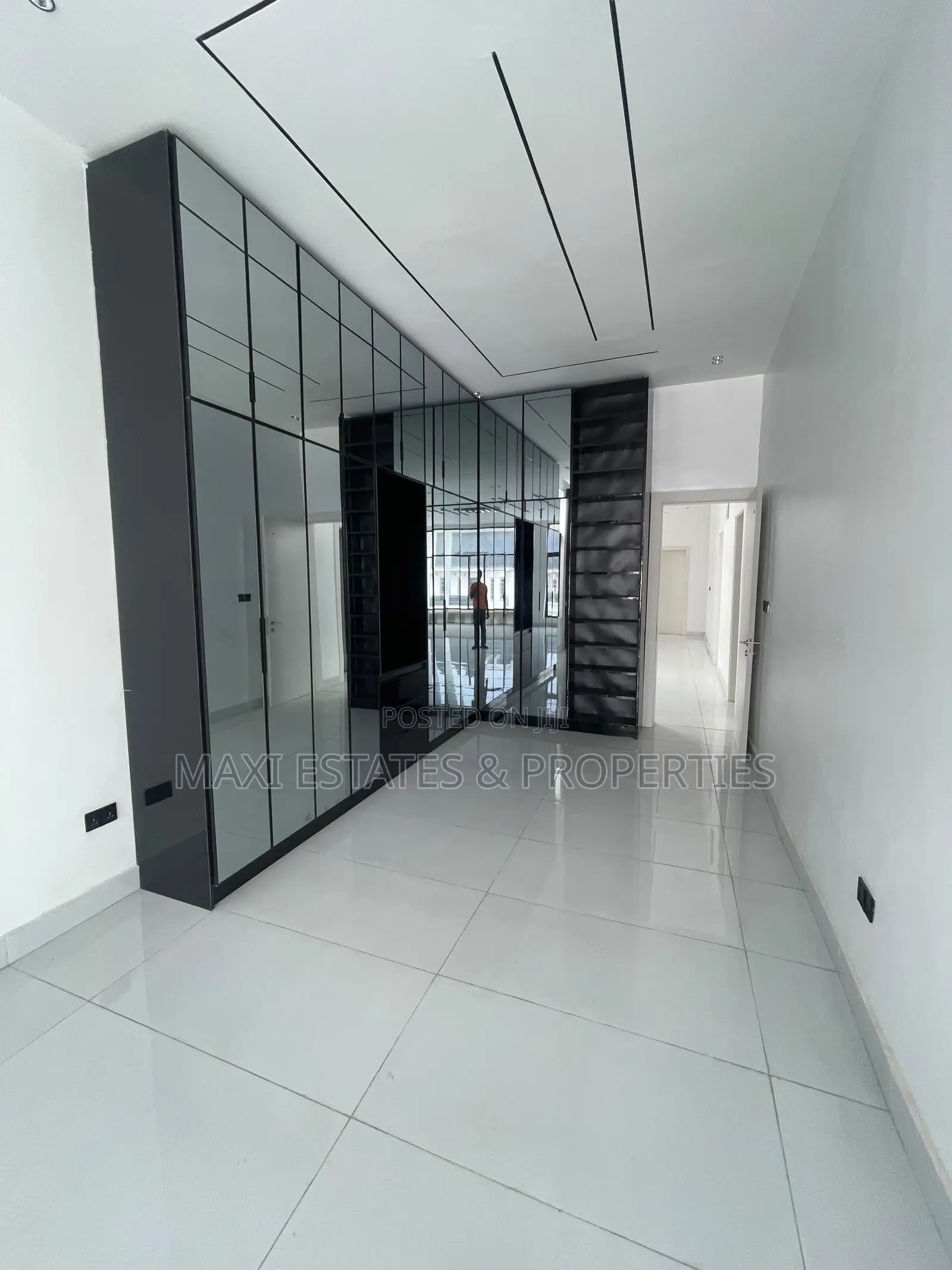 5bdrm Duplex in Ajah for sale in Ajah