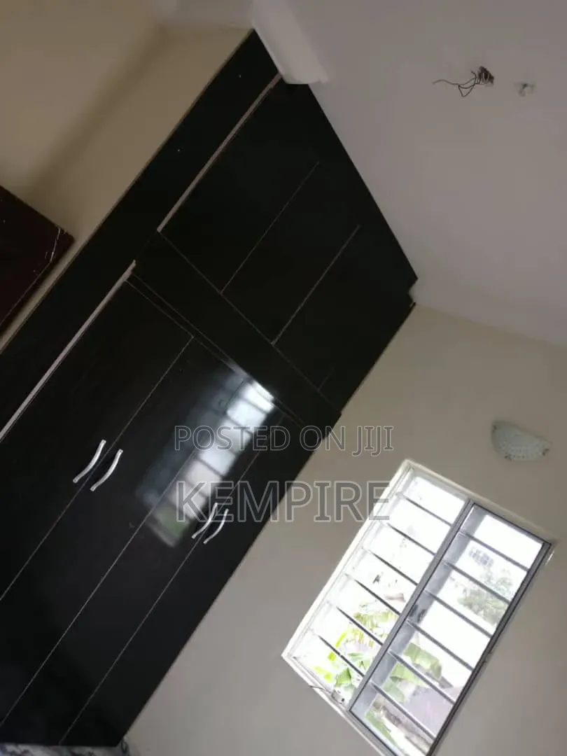 2bdrm Block of Flats in Nelson Mandela, Uyo for rent in Uyo