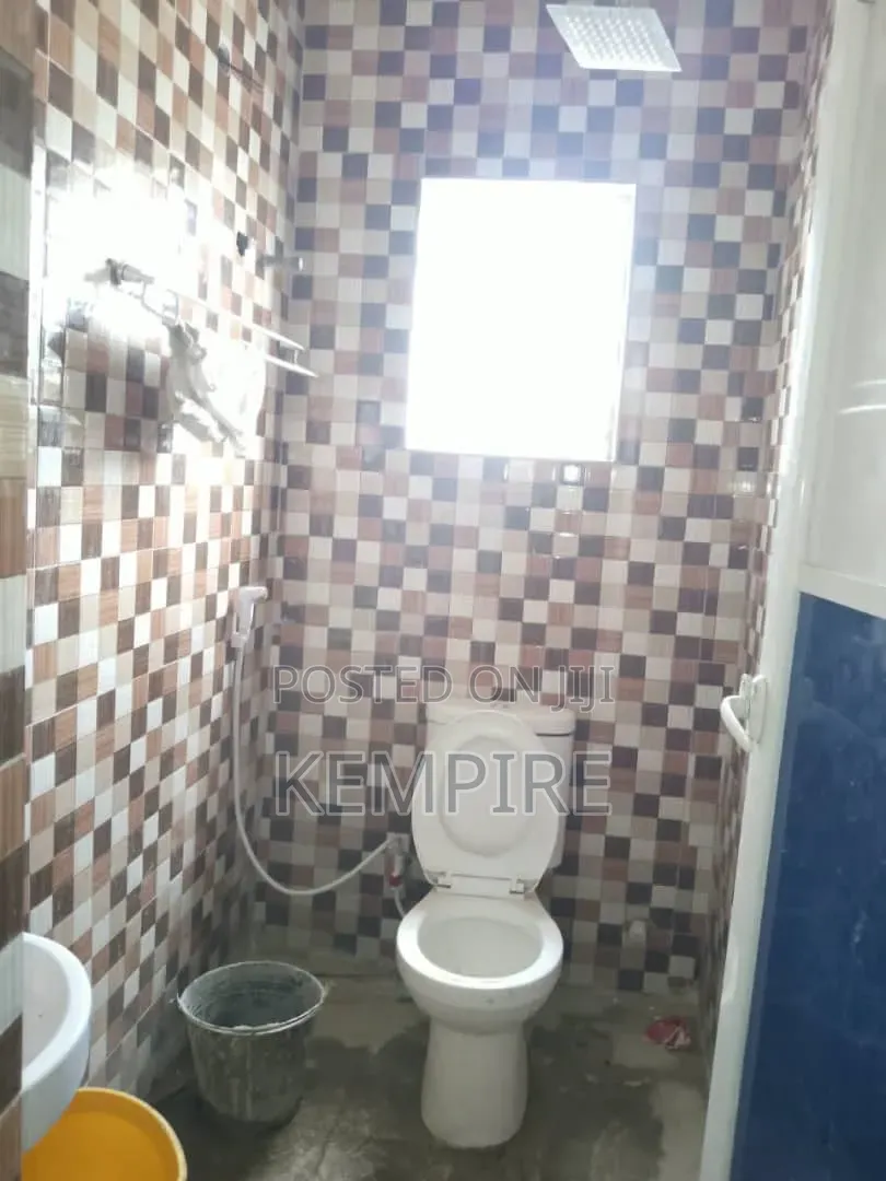 2bdrm Block of Flats in Nelson Mandela, Uyo for rent in Uyo