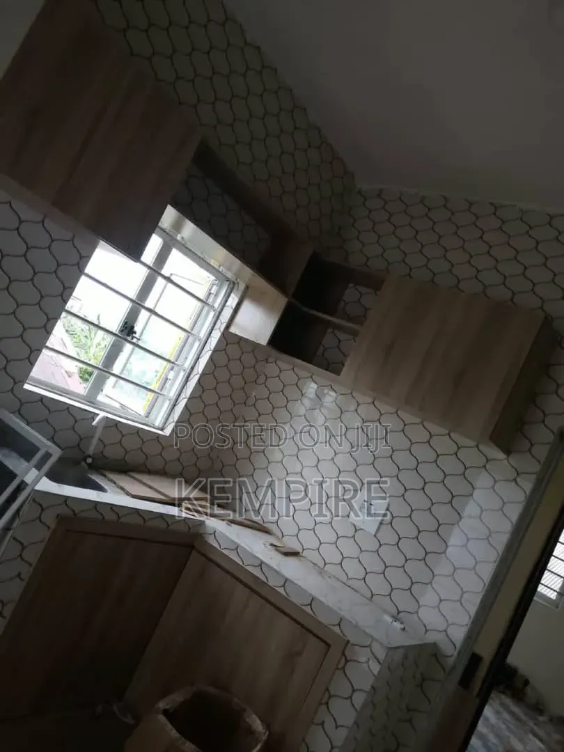 2bdrm Block of Flats in Nelson Mandela, Uyo for rent in Uyo